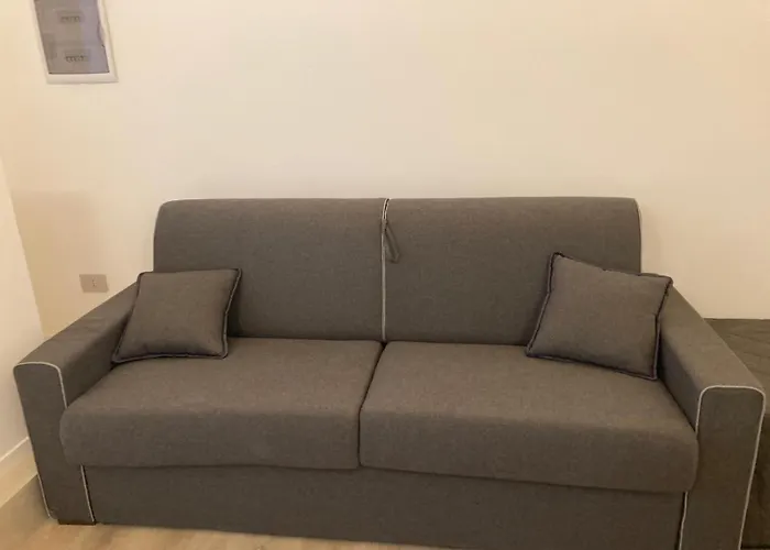 Manzoni Bilocale Con Doppi Servizi Piano Terra Apartament *
